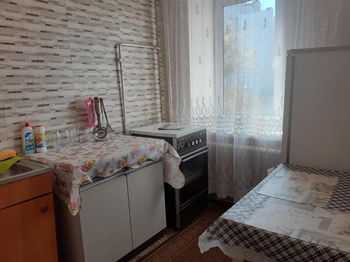 Квартира Возле Индустриального Моста, Нау Kiev Exterior foto